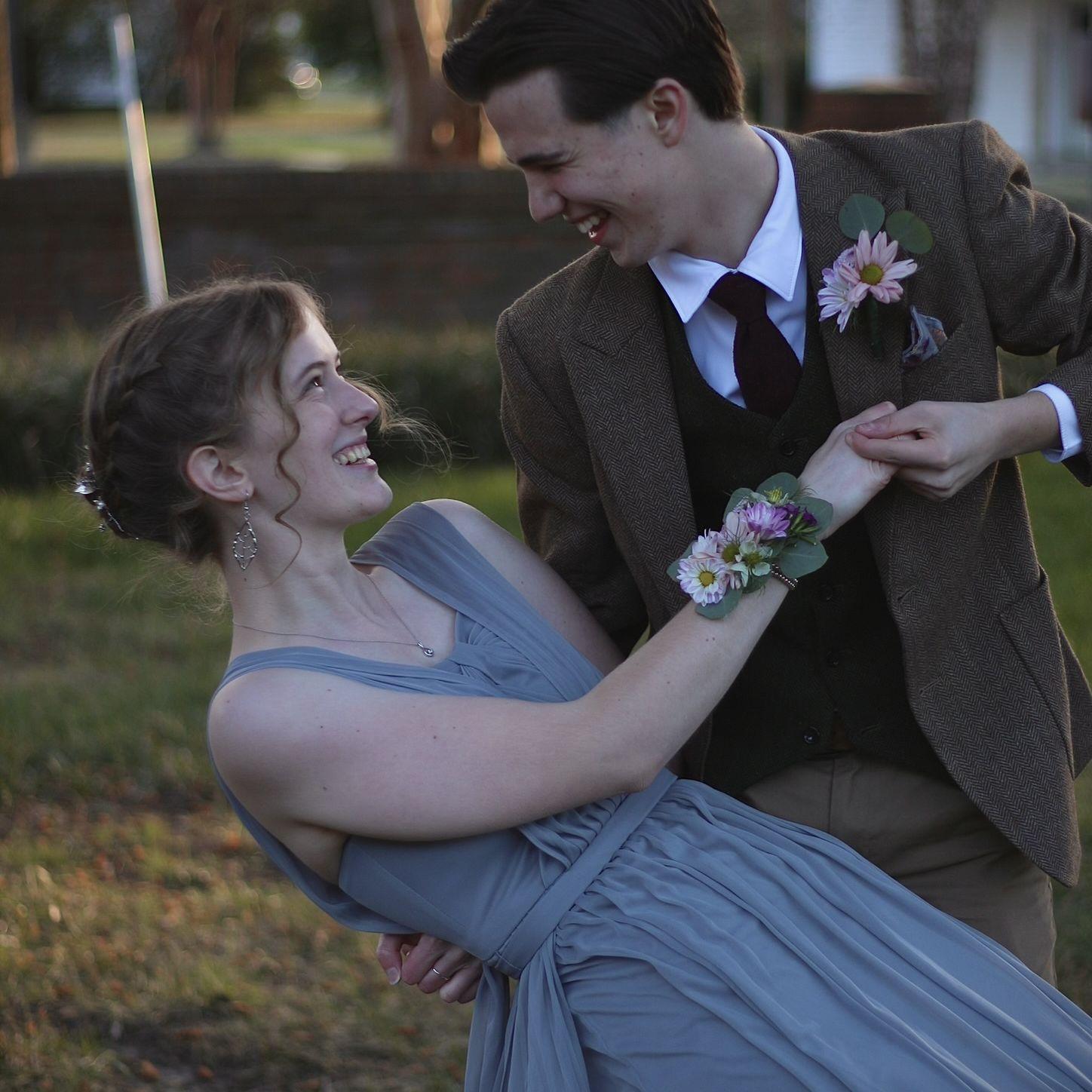 One year anniversary photos, we're heading to a ball!