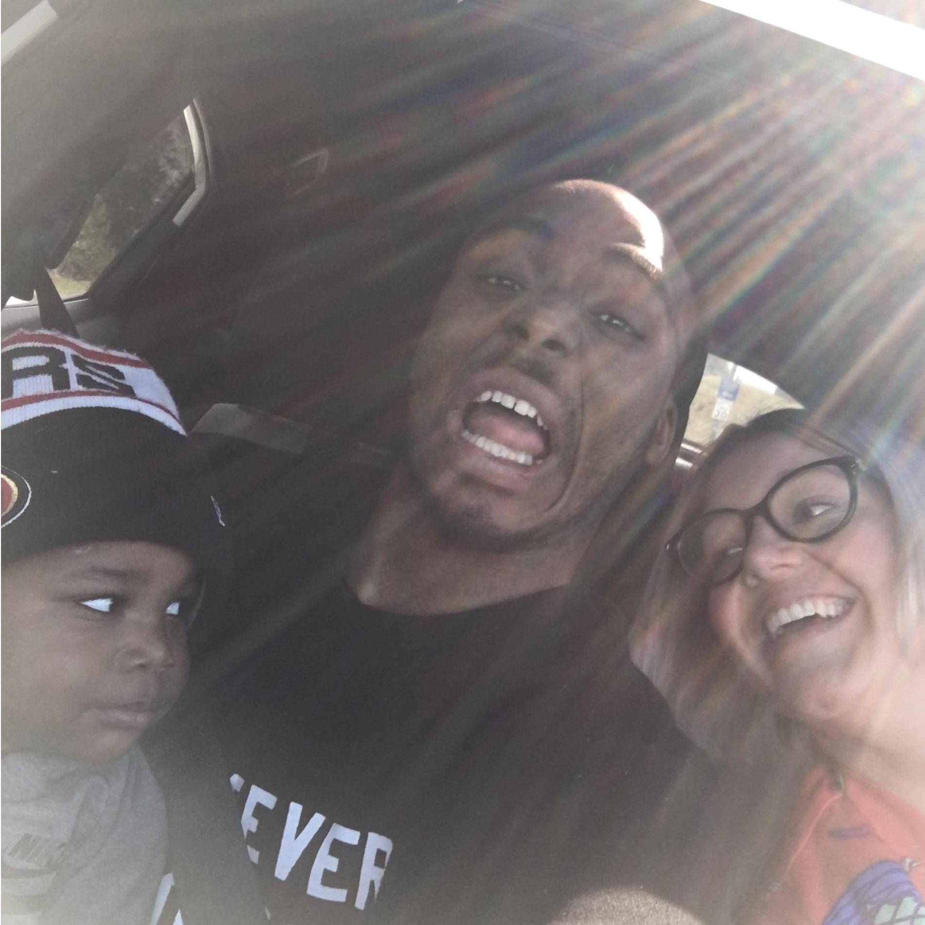 Tut & his crazy uncle and Auntie