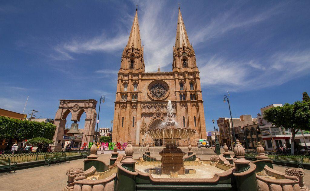 The Wedding Website of Grecia Macias and Luis Rodriguez Alvizo