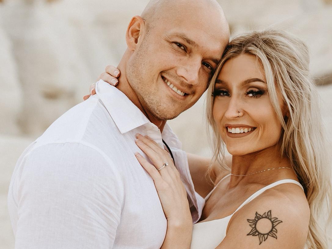 The Wedding Website of Ashley Hobbs and Joel Litterio