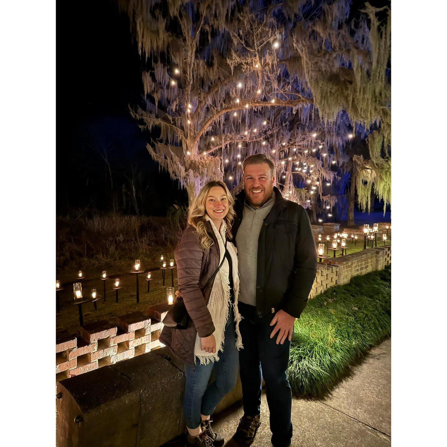 Night of 1000 candles in Pawleys Island, SC. We found the only other Brazilians at the event and they were shocked when Rafa asked them to take our photo in Portuguese.
January 2025
