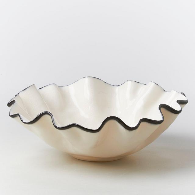 Black Rim Ruffle Bowl