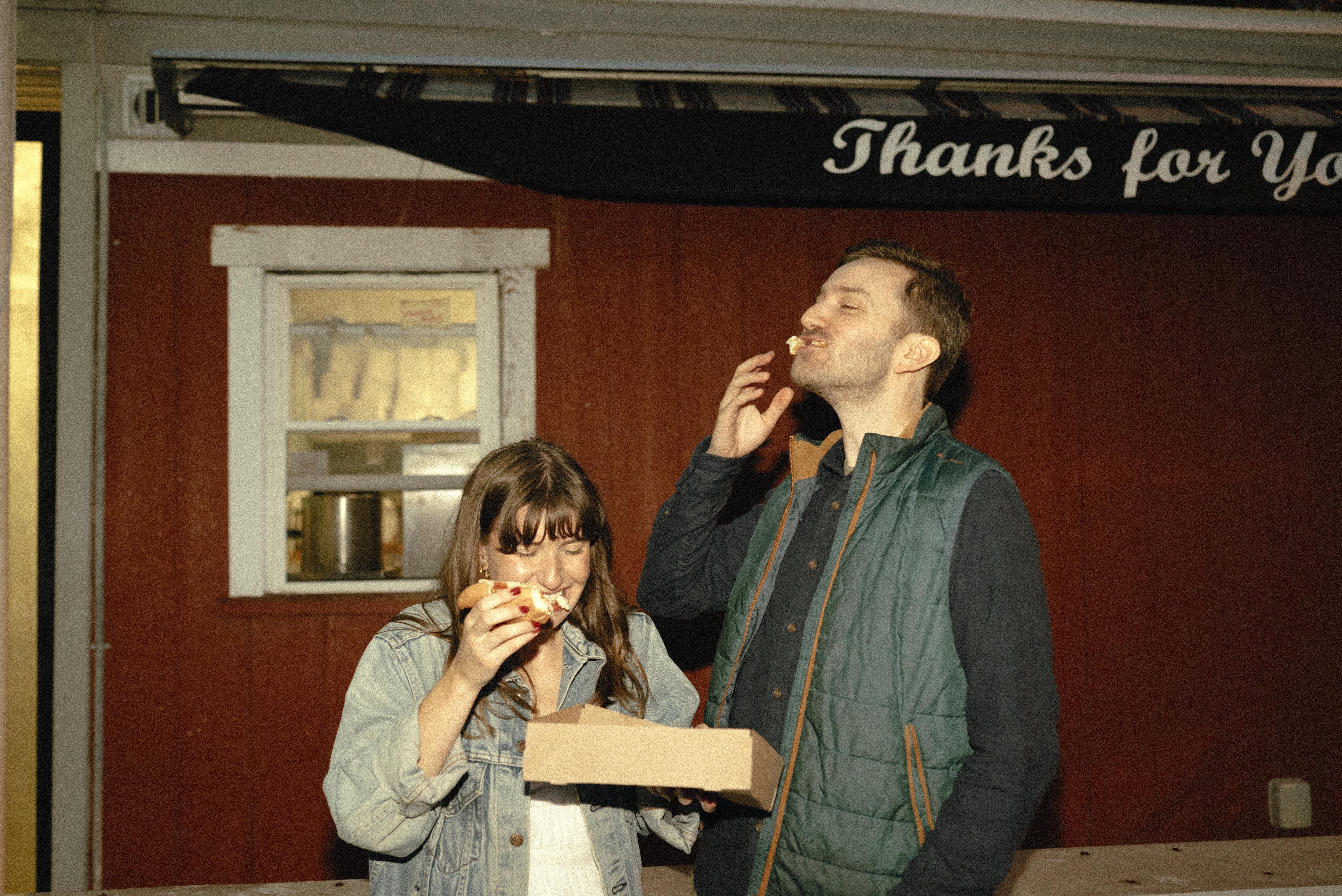 The Wedding Website of Kelsey Akin and Arthur Hayden