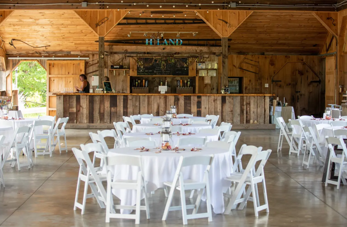 The Wedding Website of Amanda Chatfield and Austin Hooks