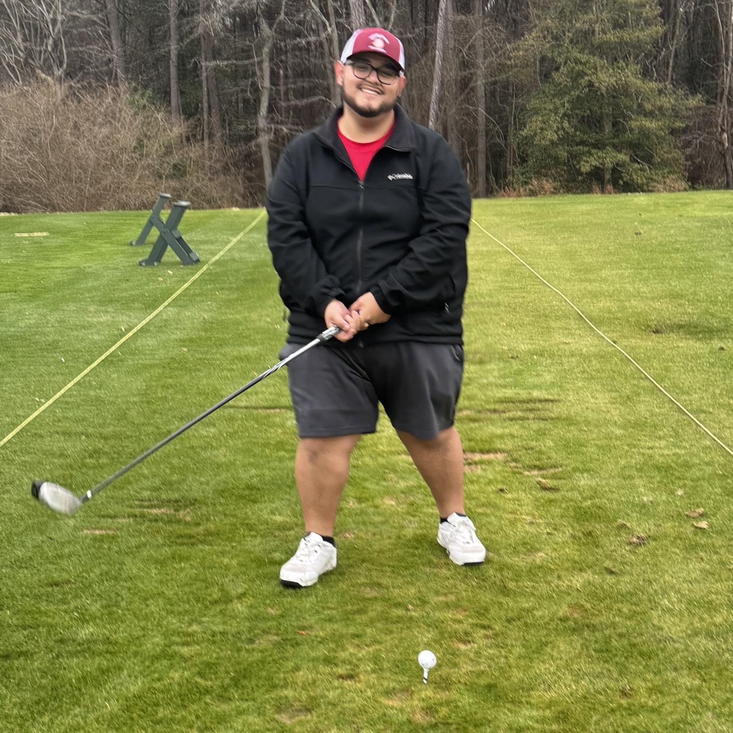 Swinging into love 🏌️