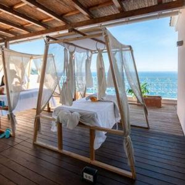 60-Minute Couples Massage
