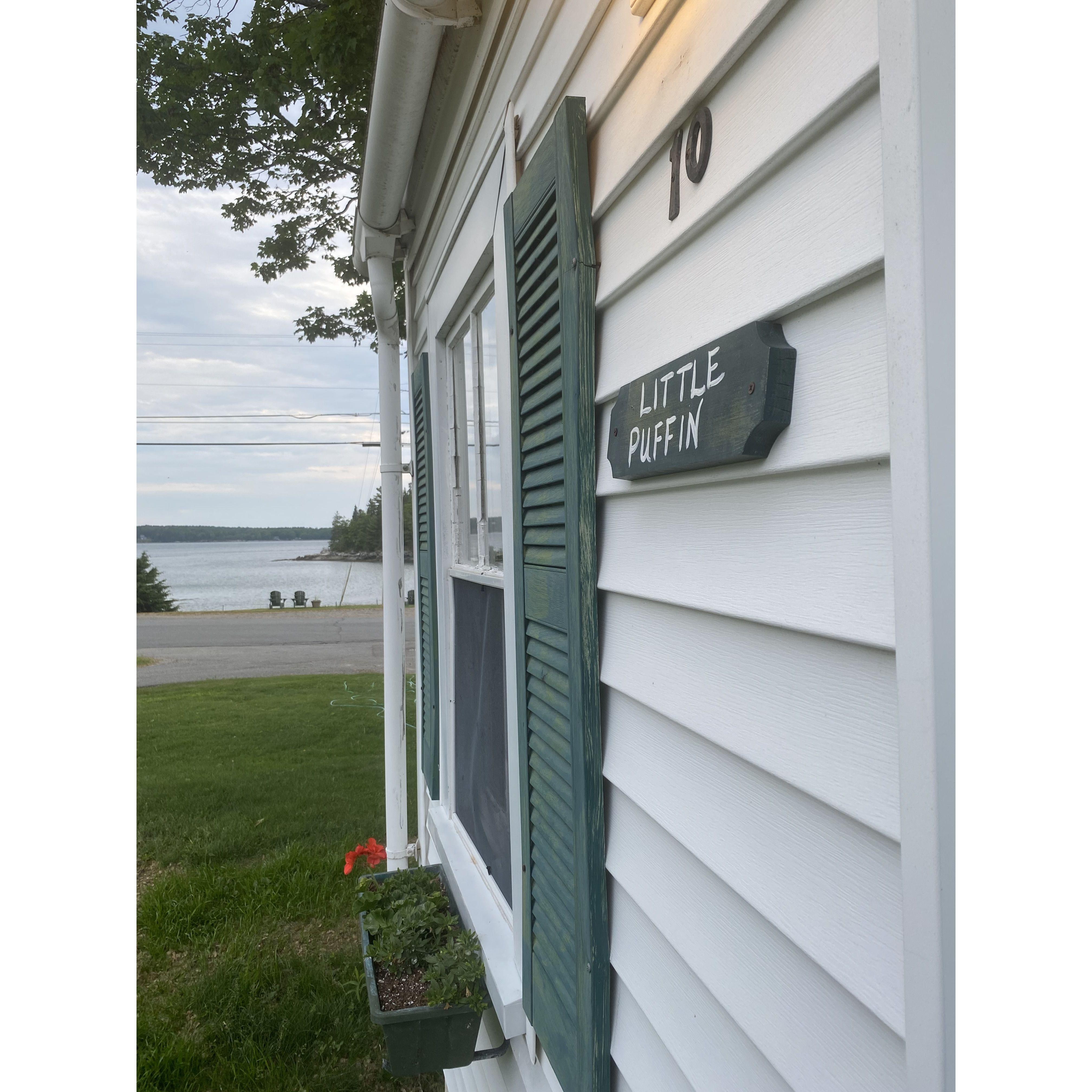 We dropped our things off and got to know our space, but I was excited to bring her out to the real attraction of the cottage - the ocean.