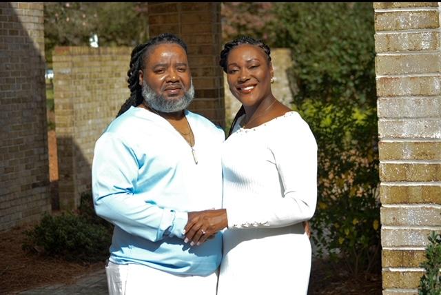The Wedding Website of Kneleta Bert and John Powell
