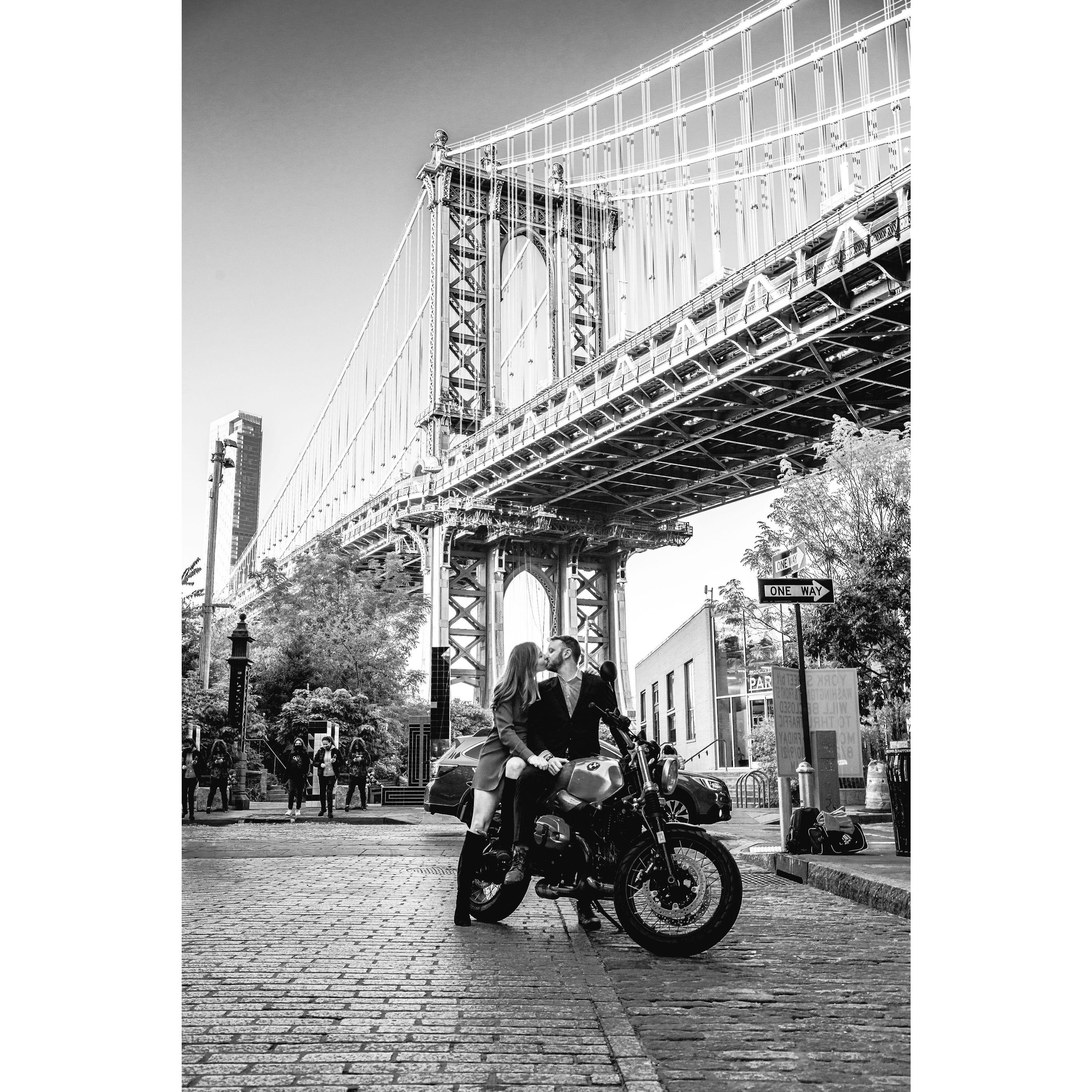 Our faithful steed, Peggy, in DUMBO Brooklyn 2021.