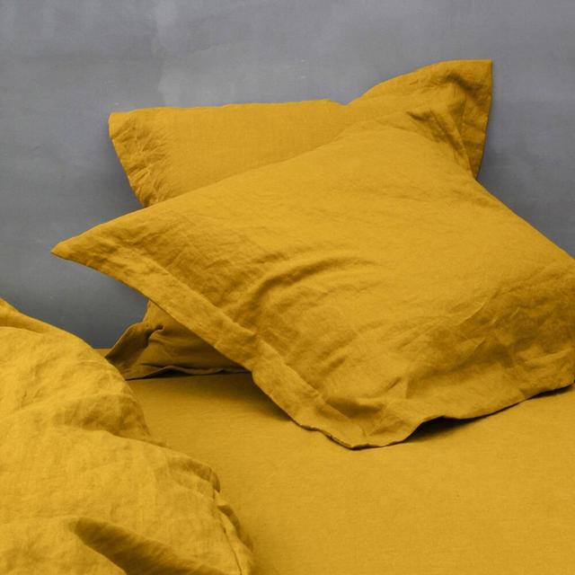 Flanged Linen Pillowcases (set of 2) Mustard