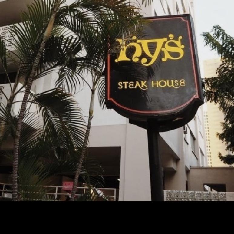 Dinner at Hy's Steakhouse
