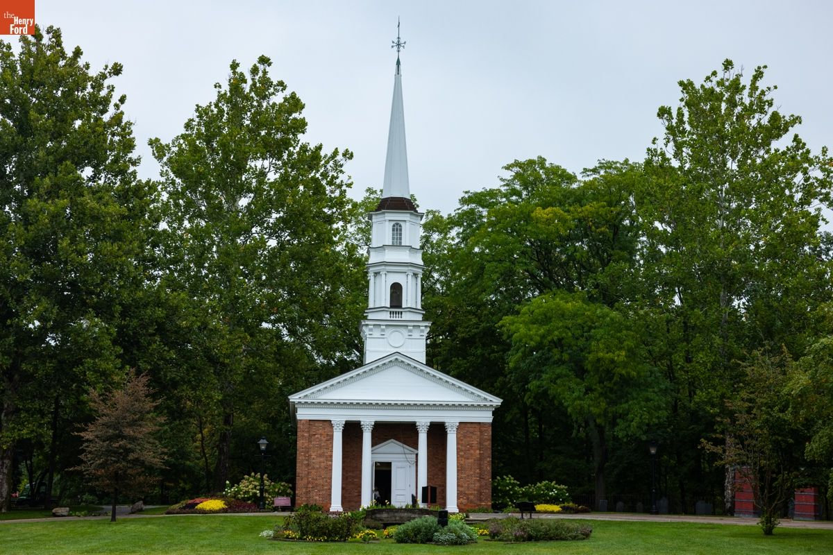 The Wedding Website of Lisa Hall and Marshall Dawson