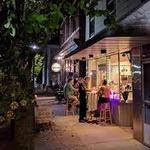 Knaus Wine Bar And Gallery