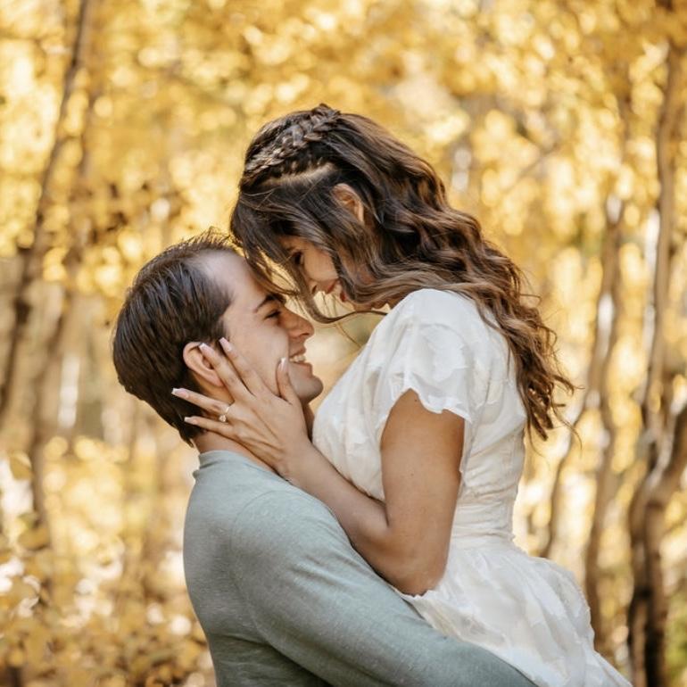 Couple contact collector