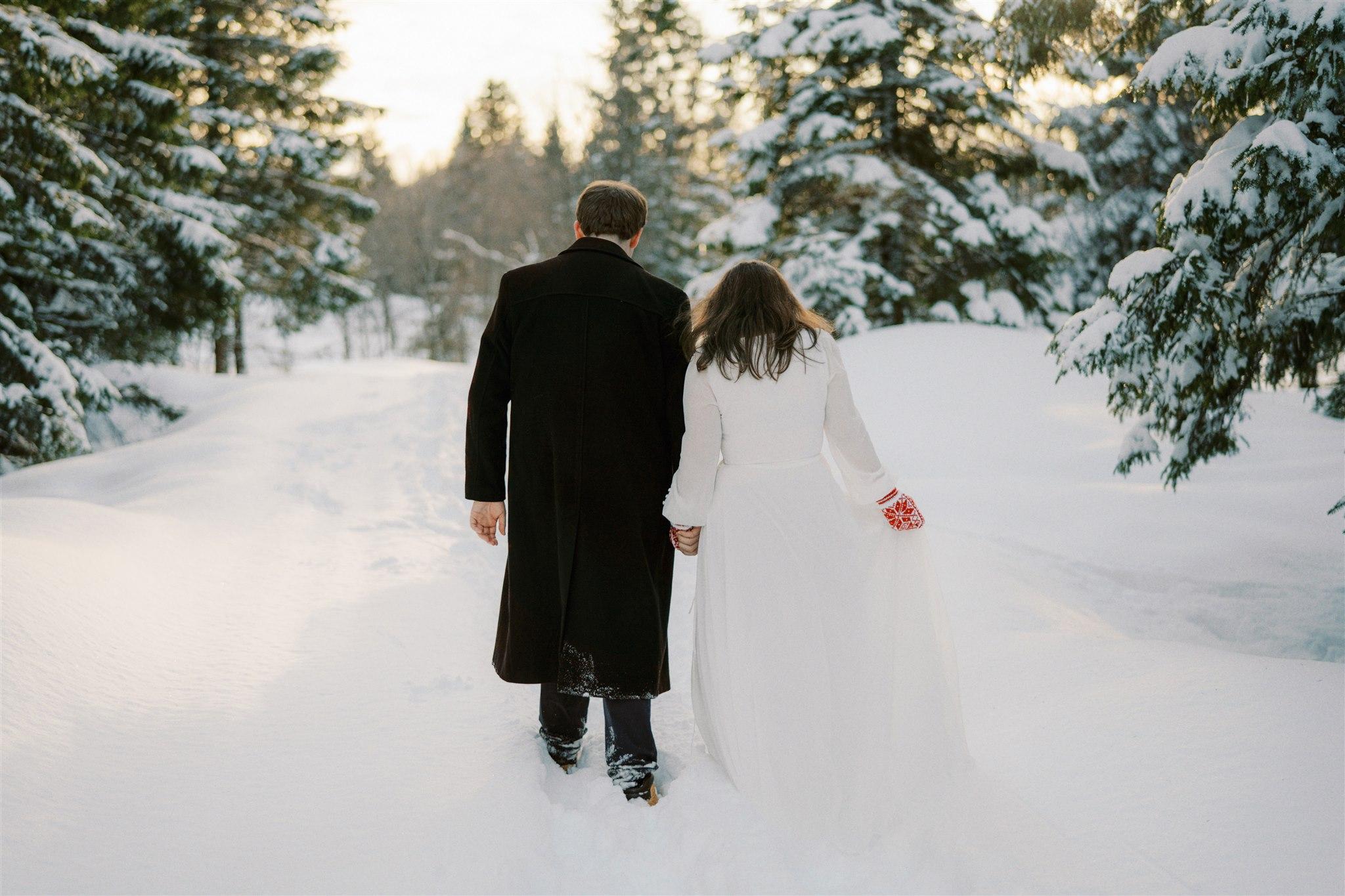 The Wedding Website of Lauren Babineau and Leif Hammer