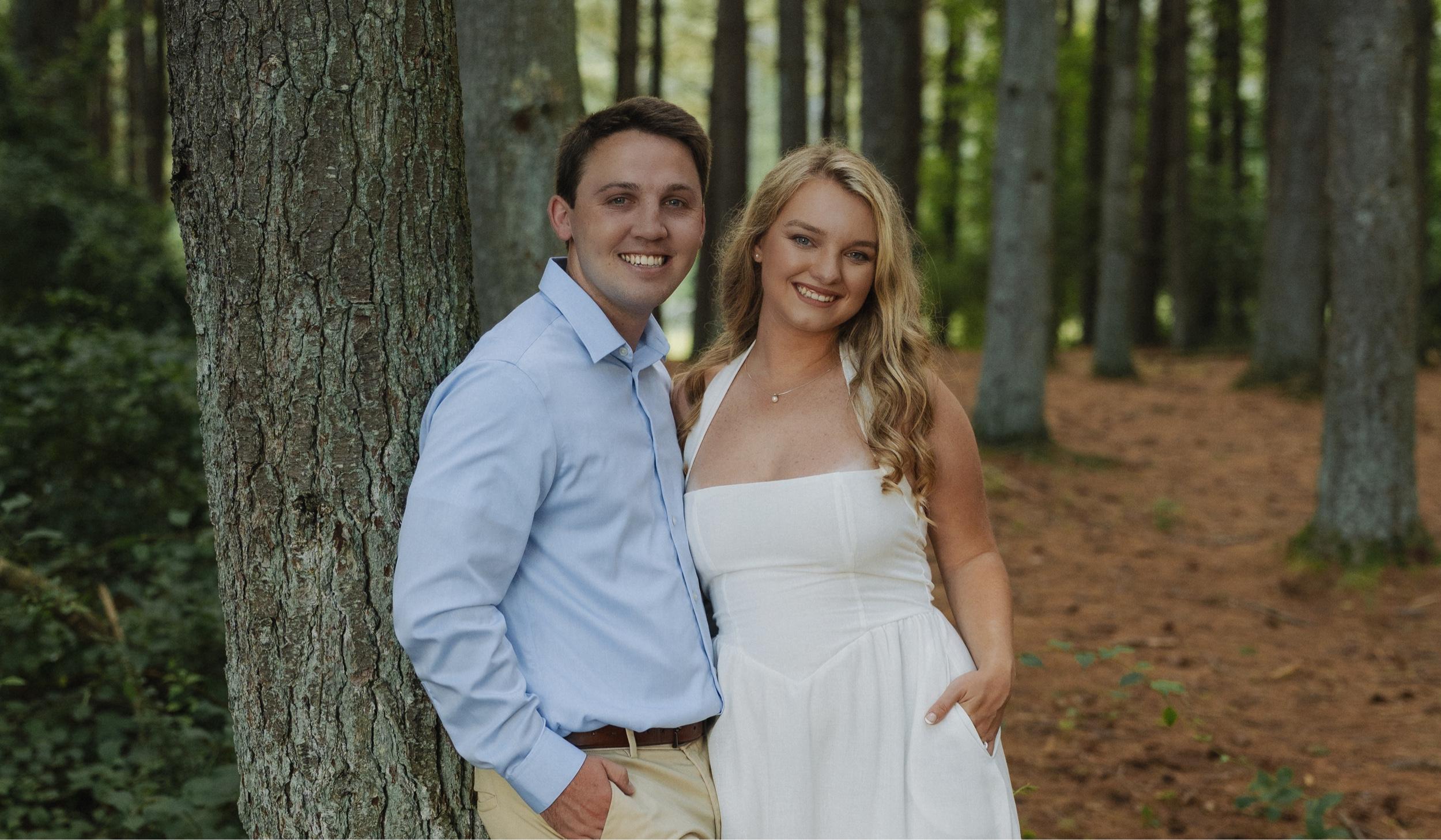 The Wedding Website of KeLeigh Engle and Dylan Shelton