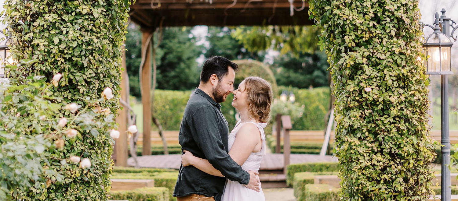 The Wedding Website of Angelica Guercio and Emmanuelle Jaramillo
