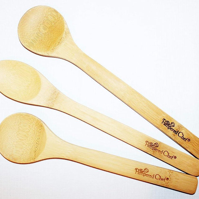 PAMPERED CHEF - #1674 BAMBOO SPOON SET - NO LONGER SELLING ONLINE