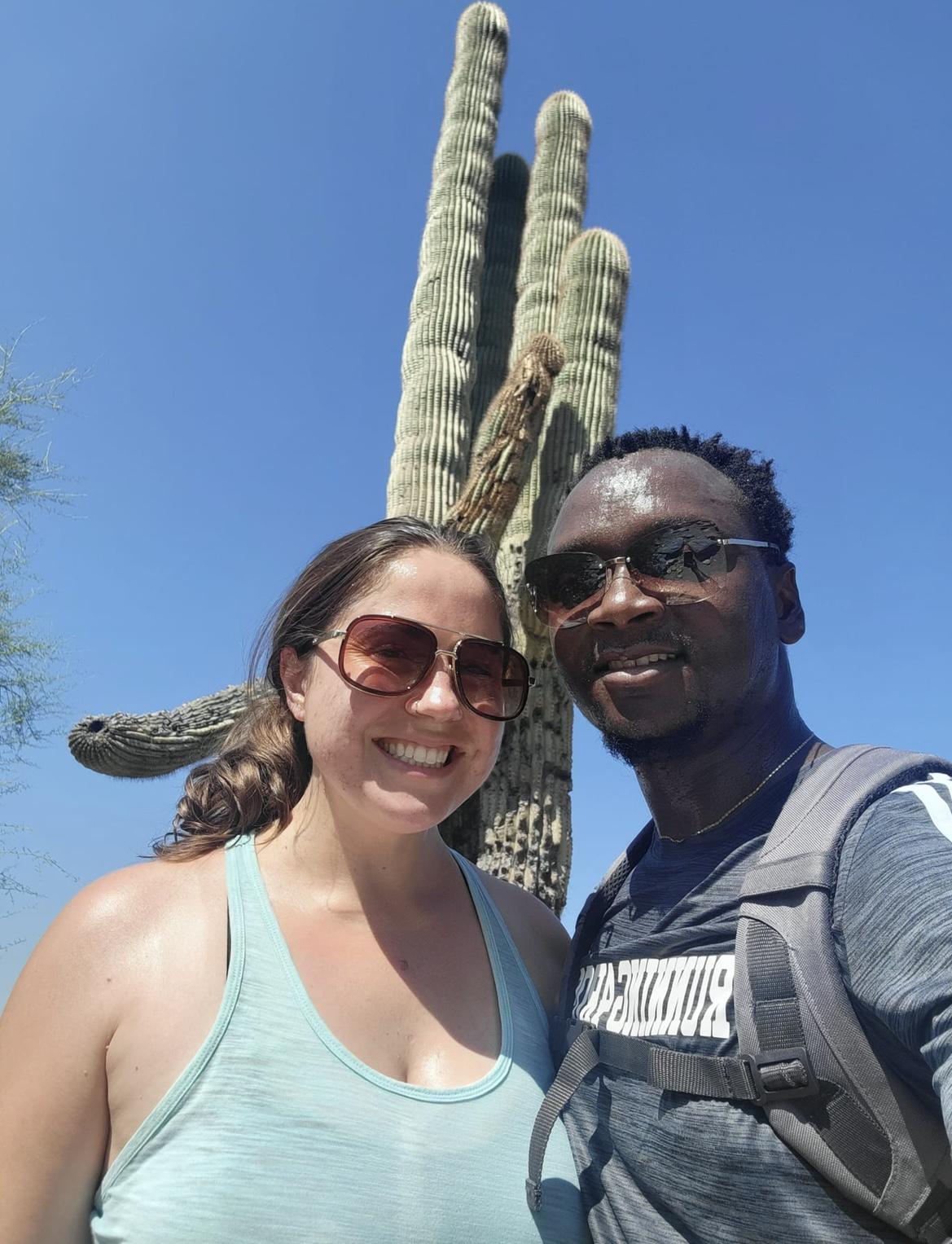 Hiking in Arizona Fat Man Pass.