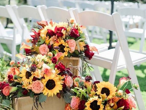 The Wedding Website of Laura Rios and Christian Suarez