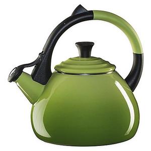 Le Creuset® Oolong Kettle Collection
