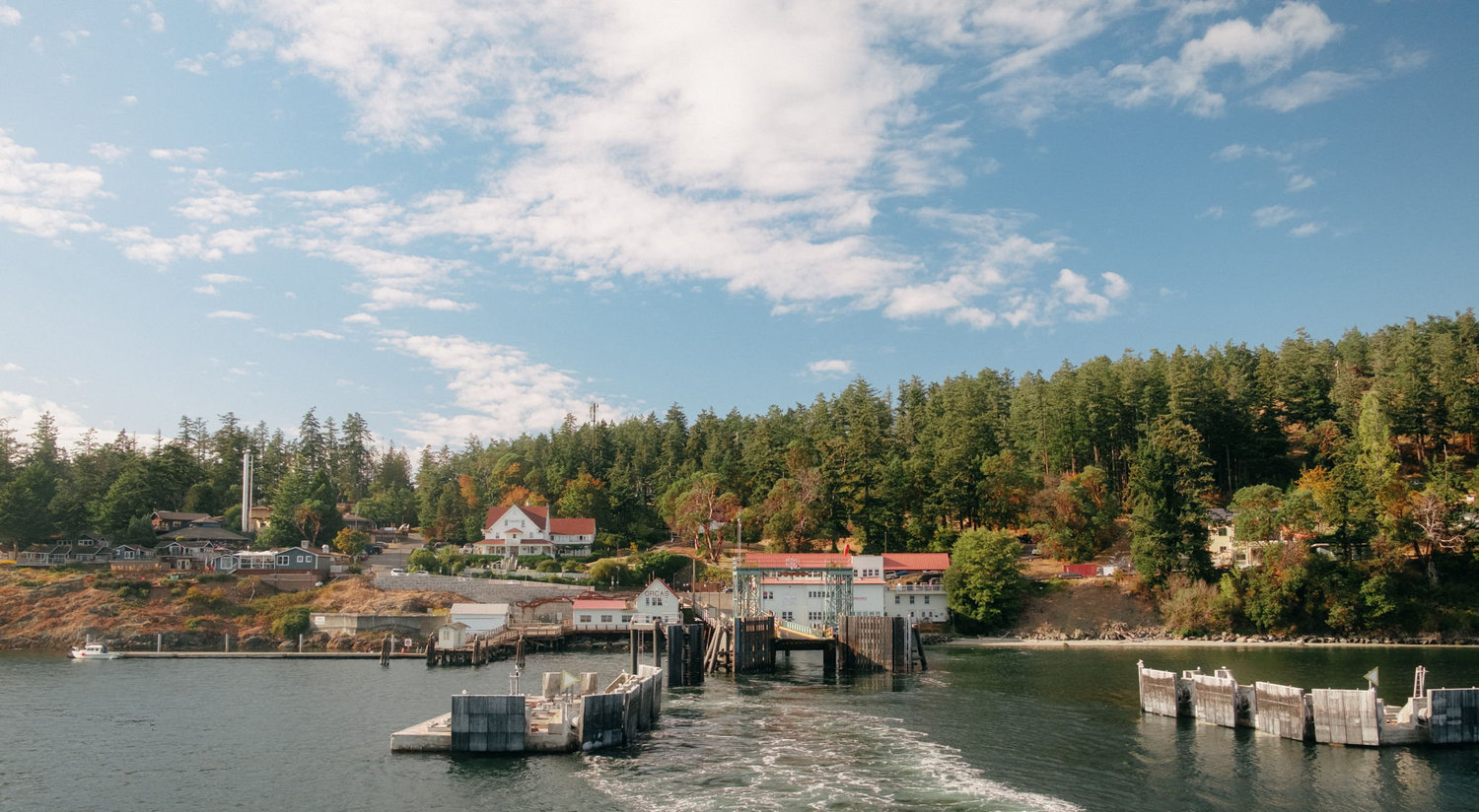 The Wedding Website of Julia Askins and Gunnar Loveland