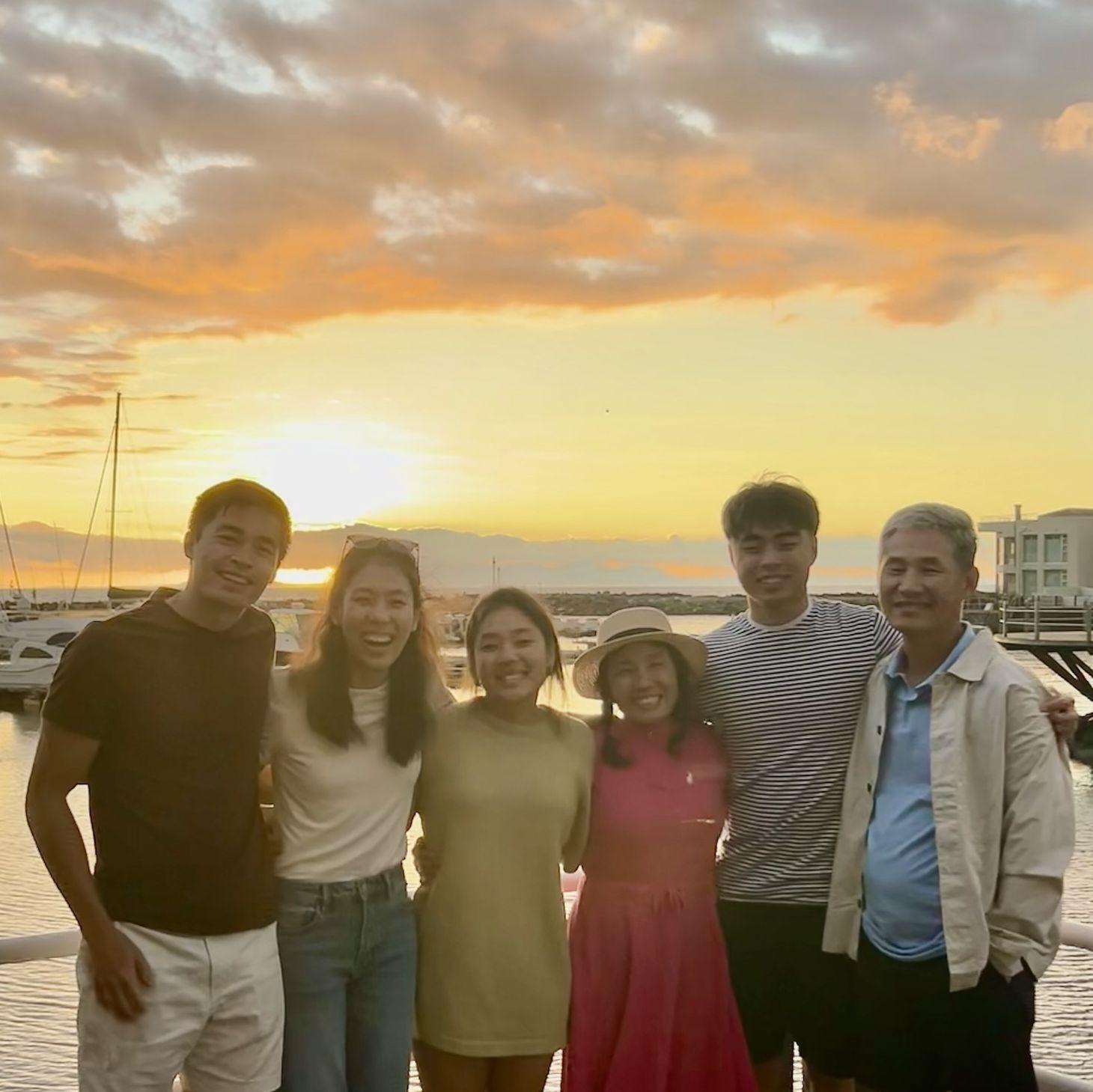 Michael meets Kim Family in South Africa!