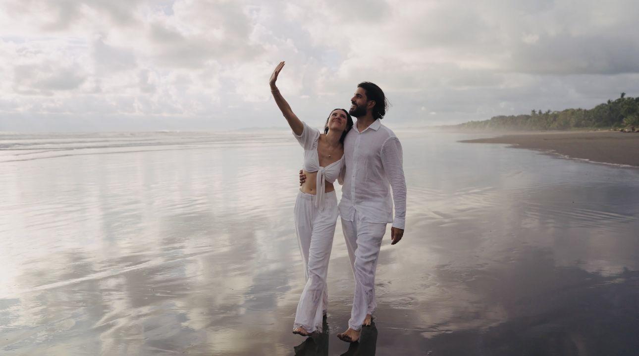The Wedding Website of Anya Perez and Diego Andrade