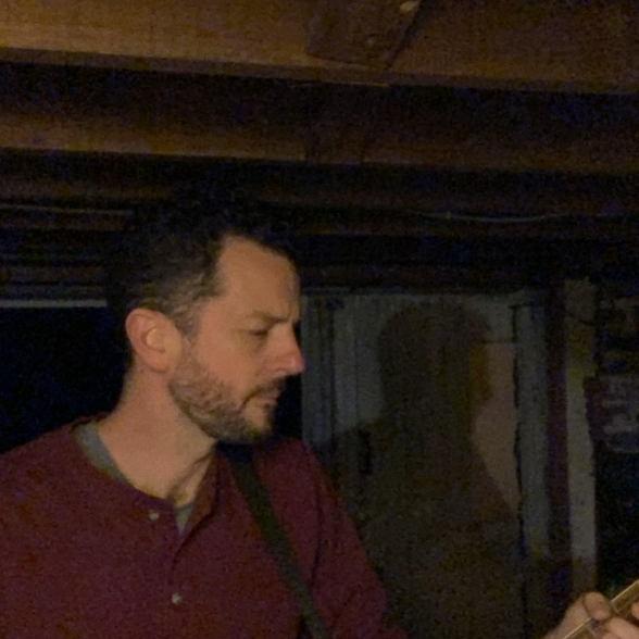 Romantic serenades via zoom