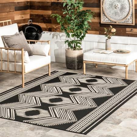 Black Iris Totem Indoor/Outdoor Flatweave Area Rug