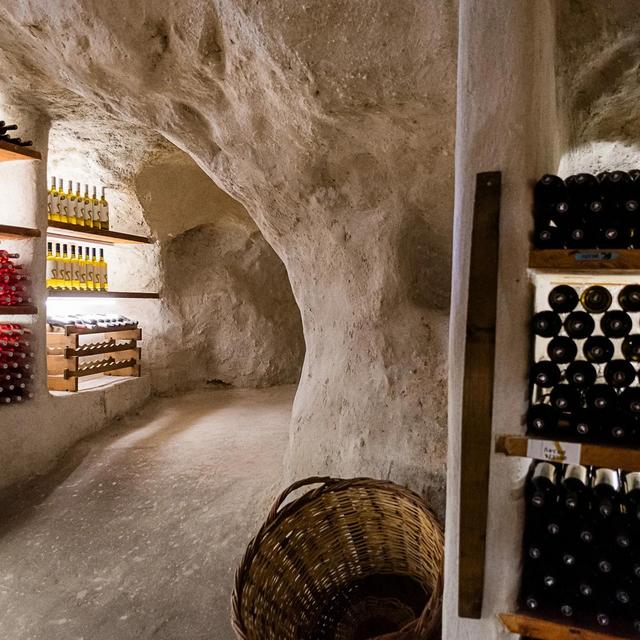 Cave Wine Tasting