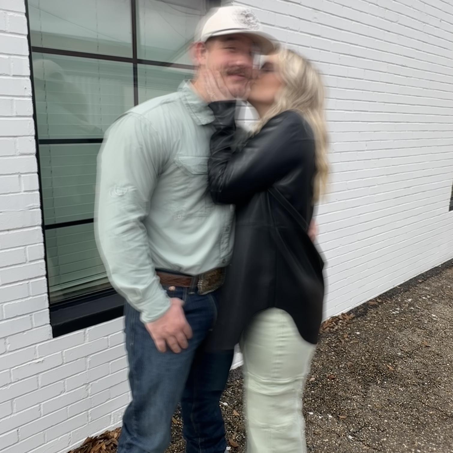 the famous hard launch pic!!