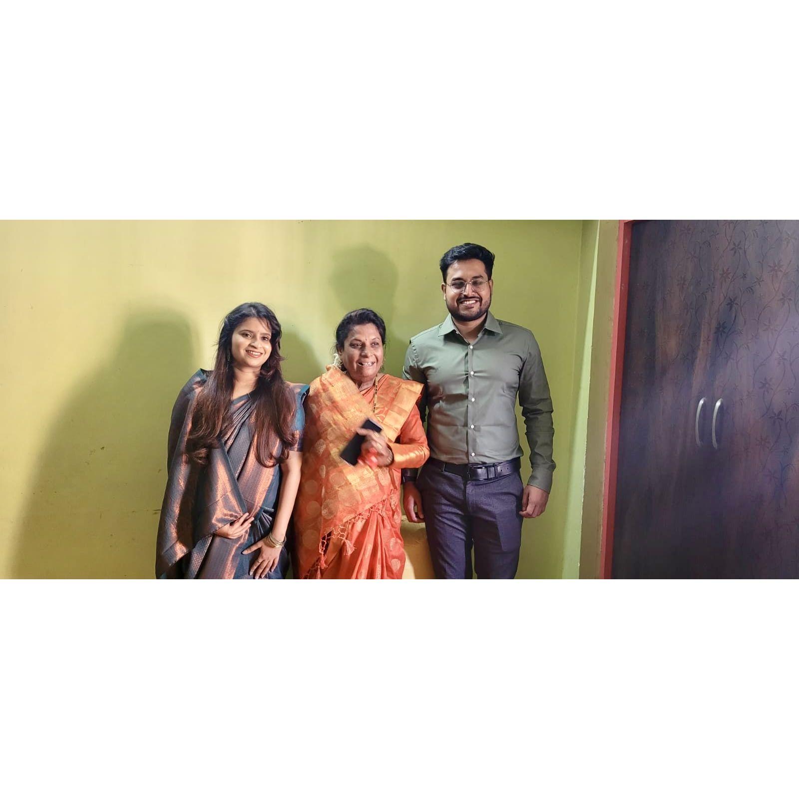 When our families met (Kande Pohe Karyakram!)