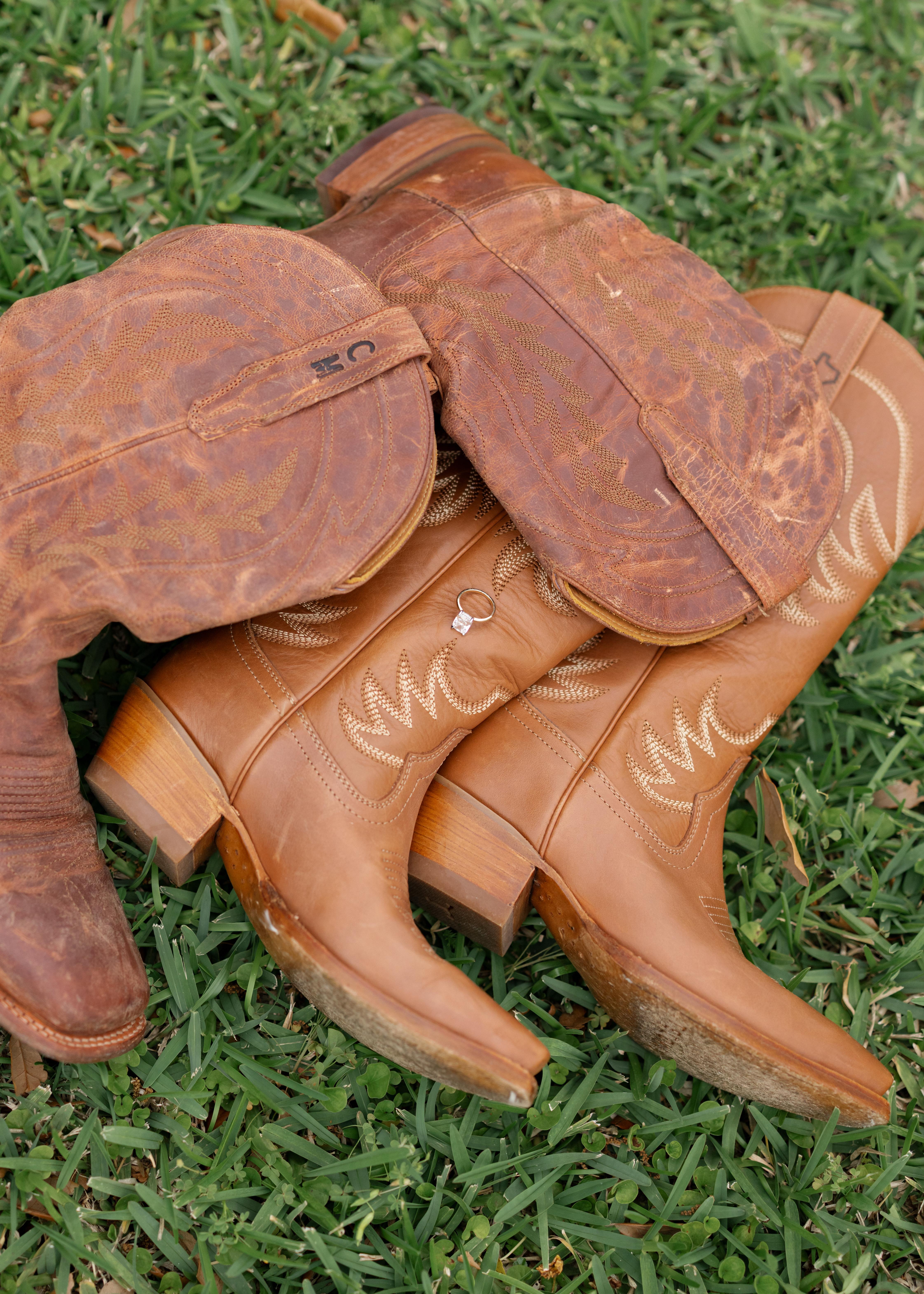 The Wedding Website of Cade Manning and Mackenzie Kaufhold