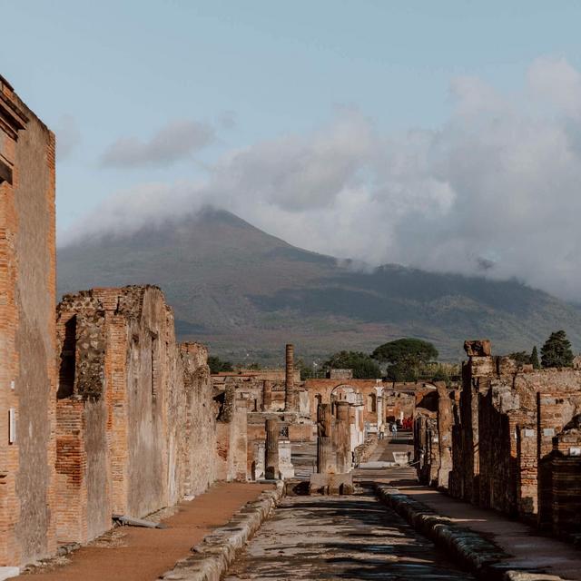 Pompeii Tour