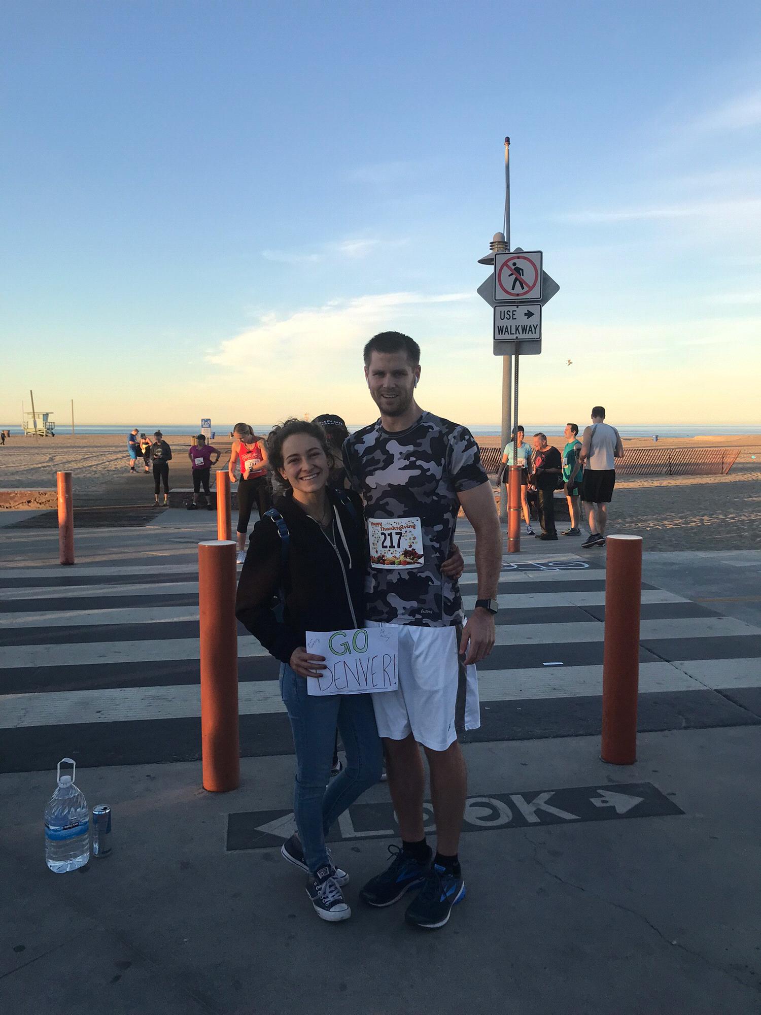 Denver wins the half marathon on Thanksgiving day
