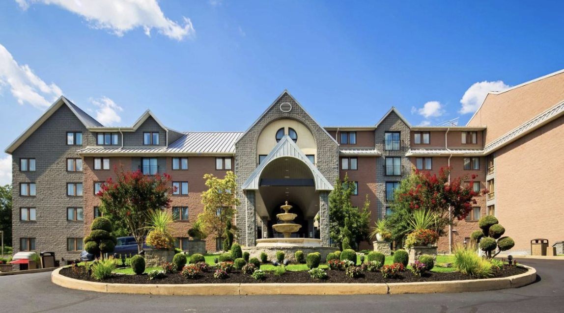 The Wedding Website of Alexa Bricker and Matthew Nye