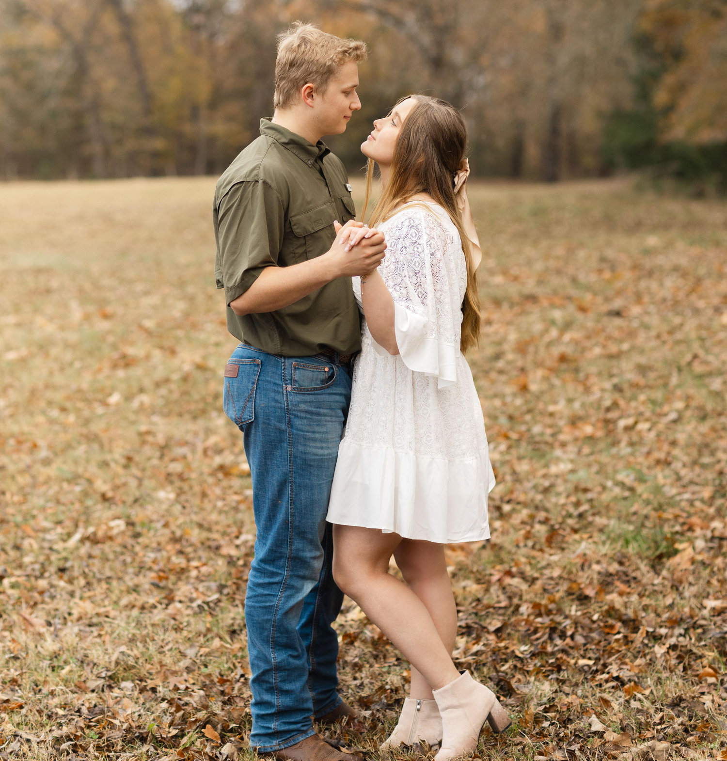 The Wedding Website of Shelby Robertson and Will Button