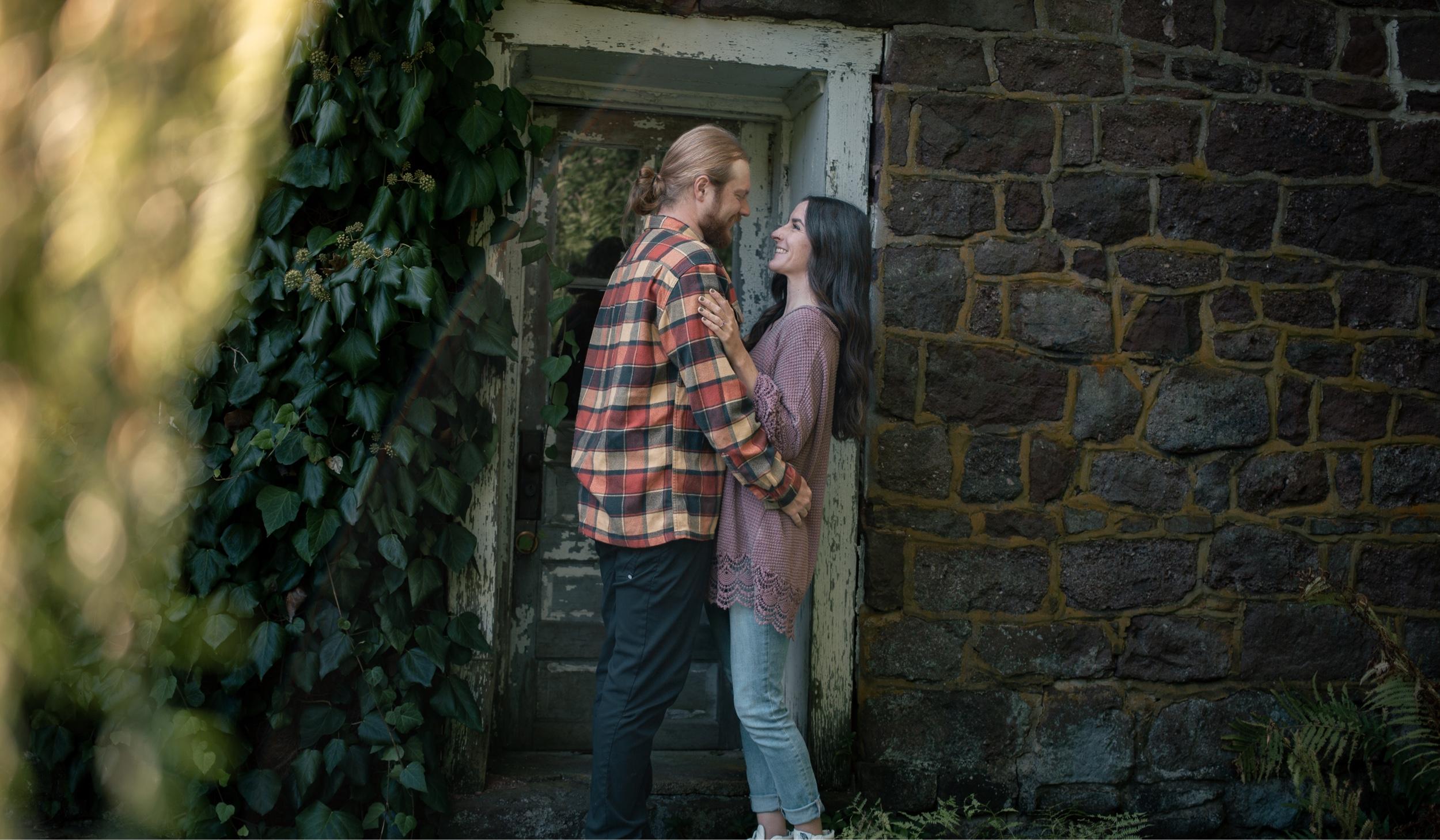 The Wedding Website of Tayler VanNosdall and Kai Stendel