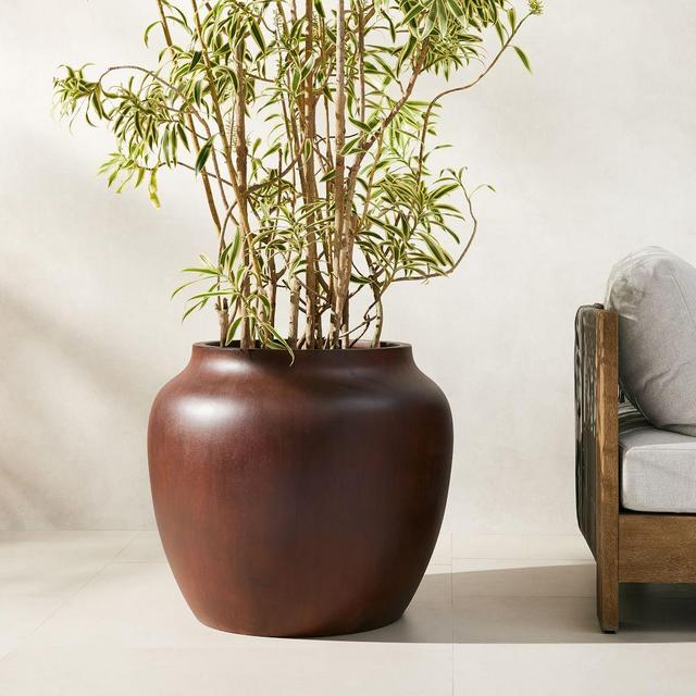 Ronan Outdoor Planter, Large, Burnt Umber