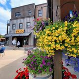 The Hub Grand Lake
