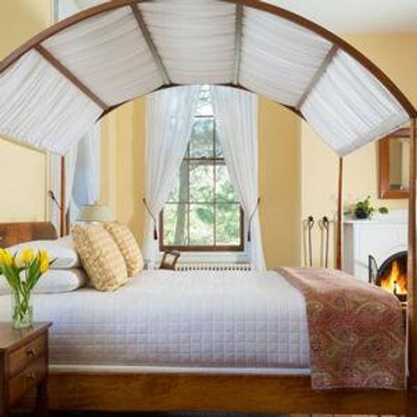 Honeymoon Hotel Night