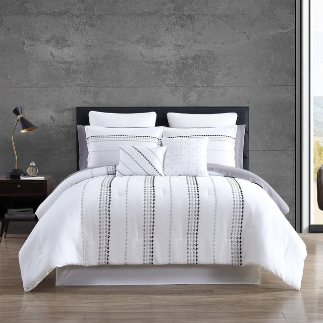 Hallmart Collectibles 8pc Delphi King Purple Comforter Set White