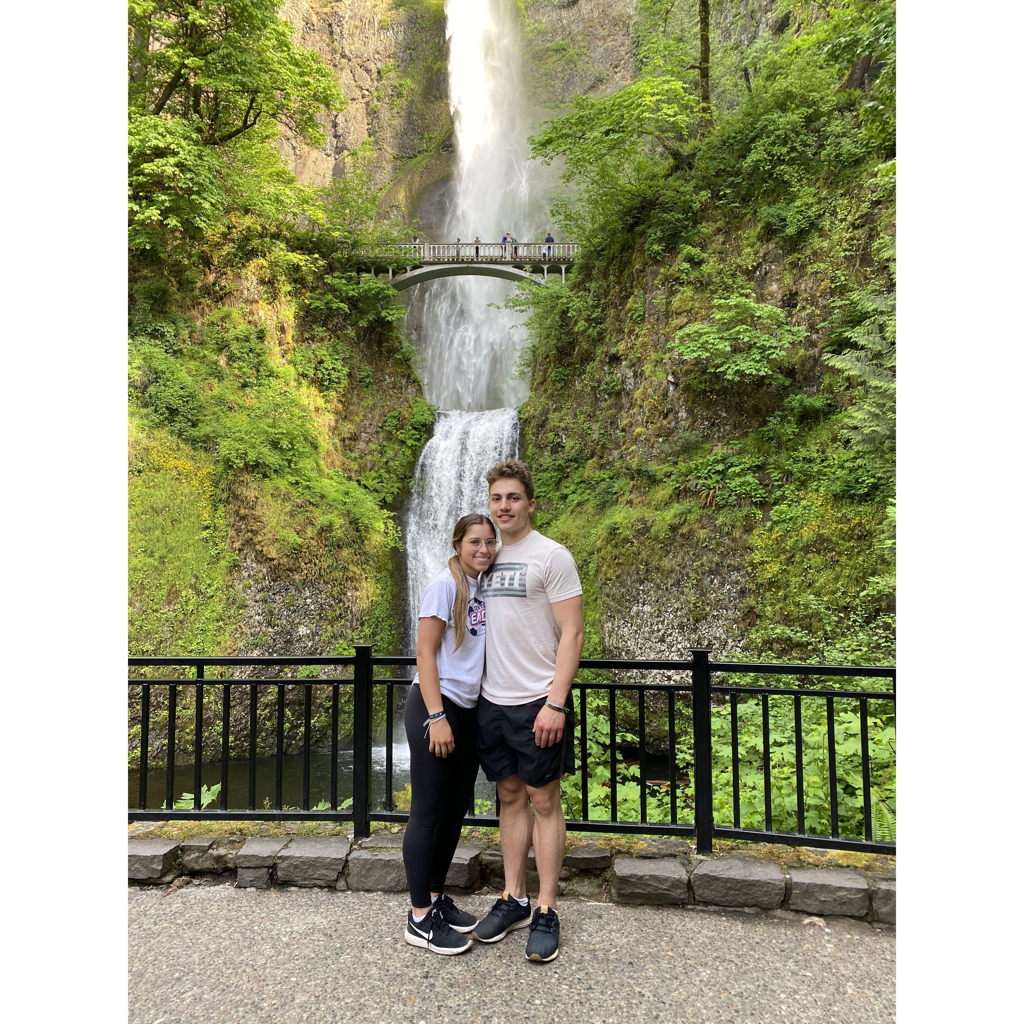 multnomah falls