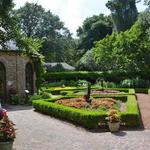 Elizabethan Gardens