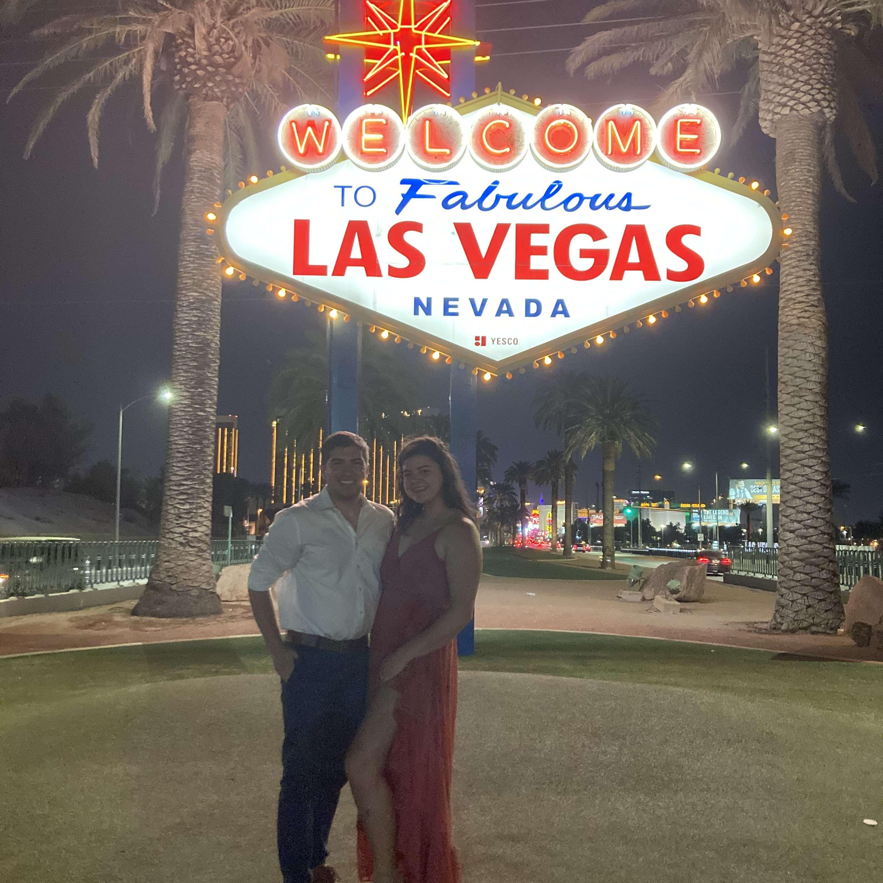 The obligatory "Welcome To Fabulous Las Vegas, Nevada" photo you wait 20 mins in line for ;)