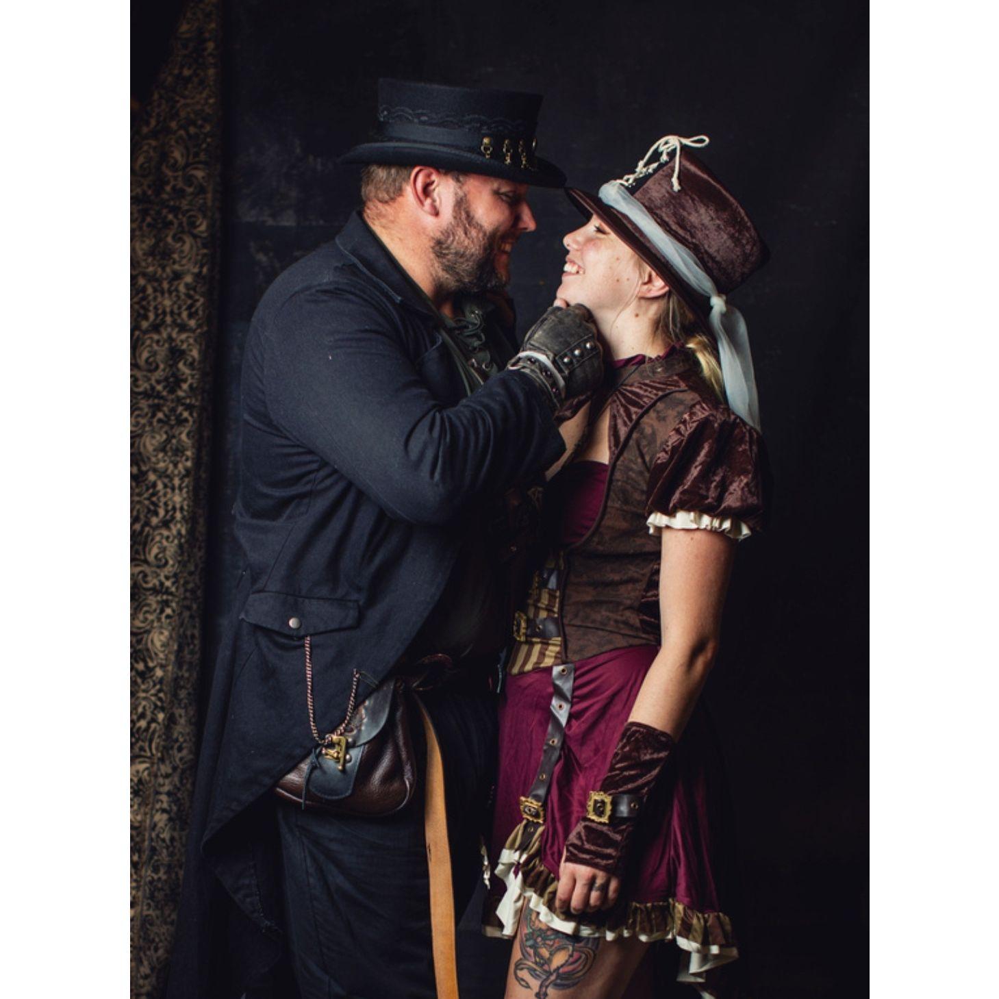 Quick photo sesh at steamcon!