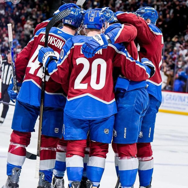 Avalanche Hockey Tickets
