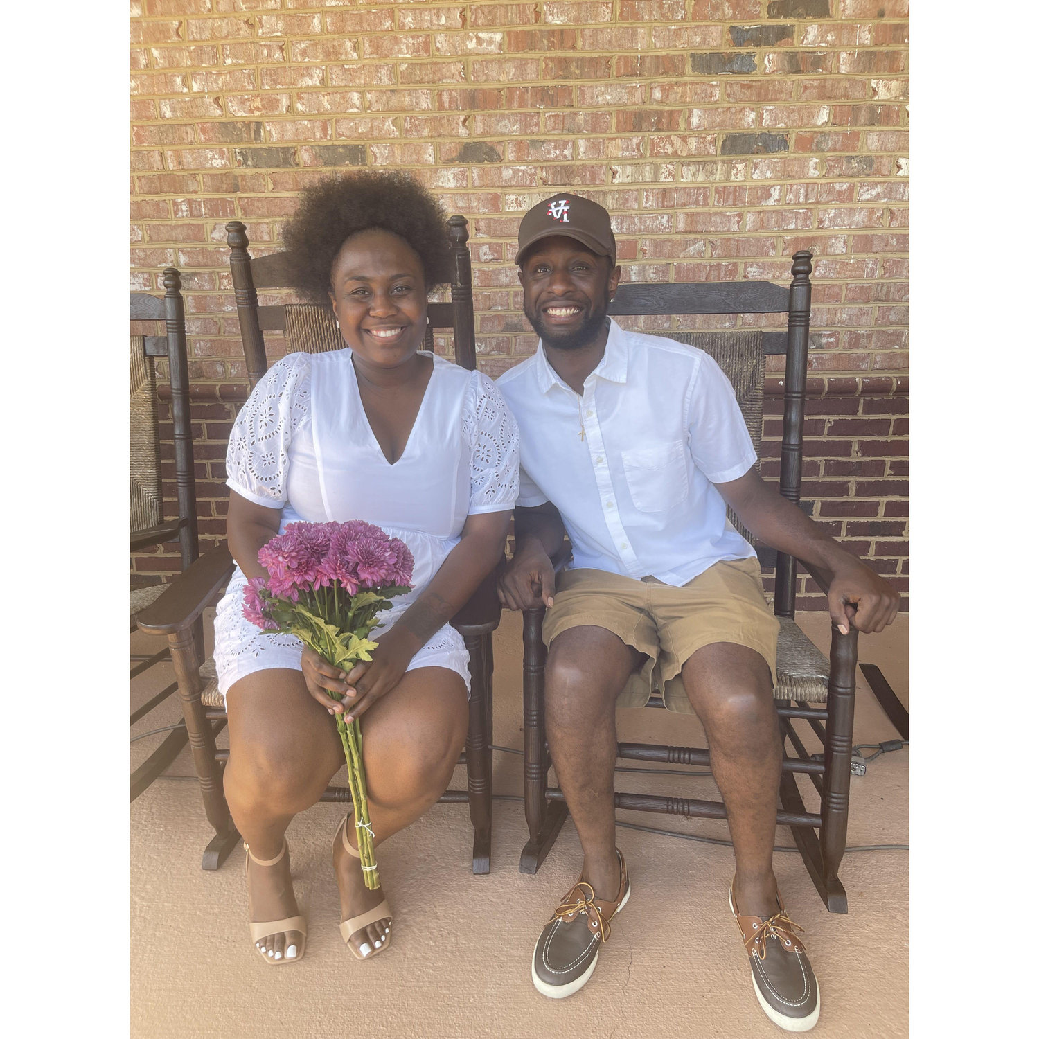 We decided to elope the day after our one year anniversary on July 31, 2023. The only person we invited was my friend Kaylyn.