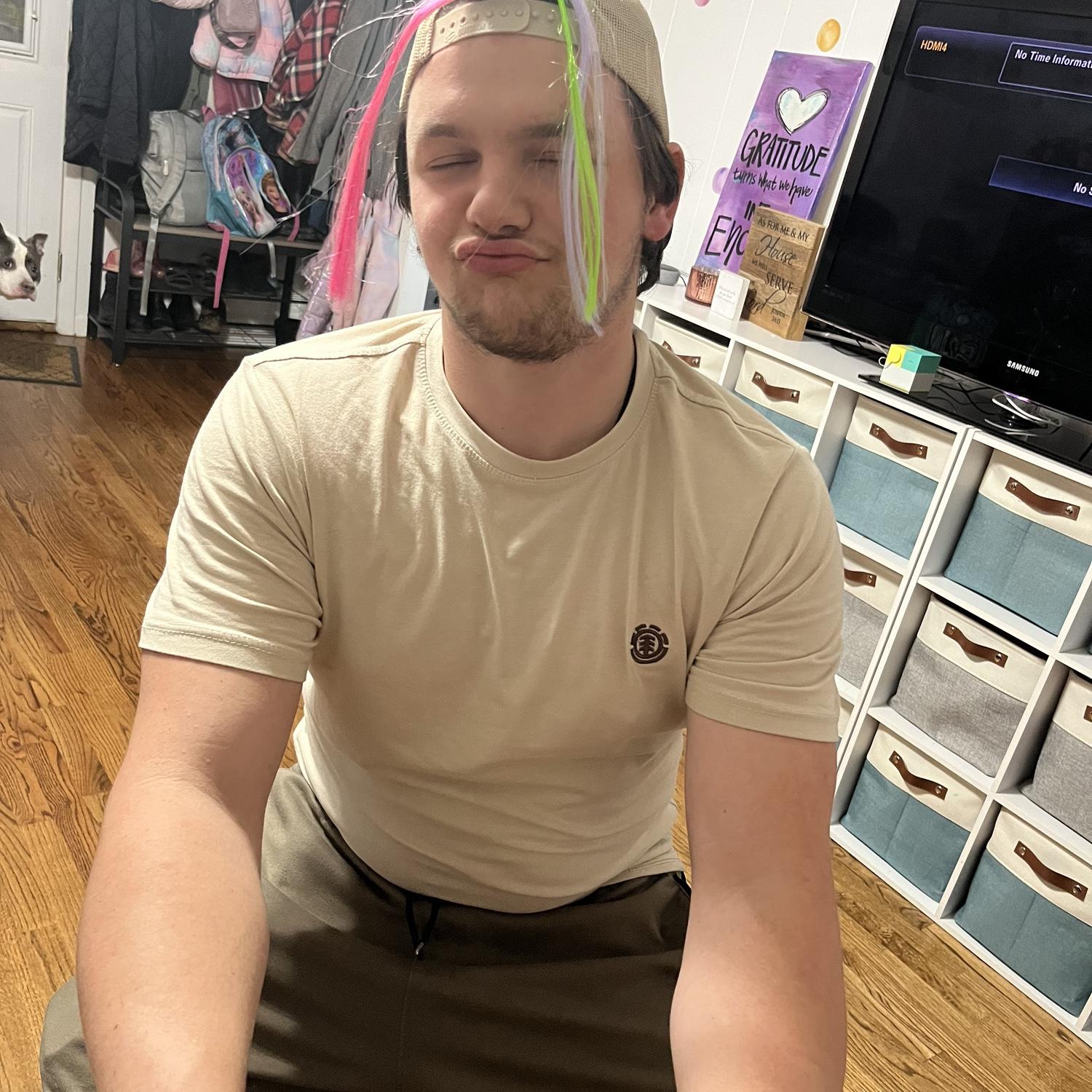 We got into Ellery's colorful clip-on hair extensions.